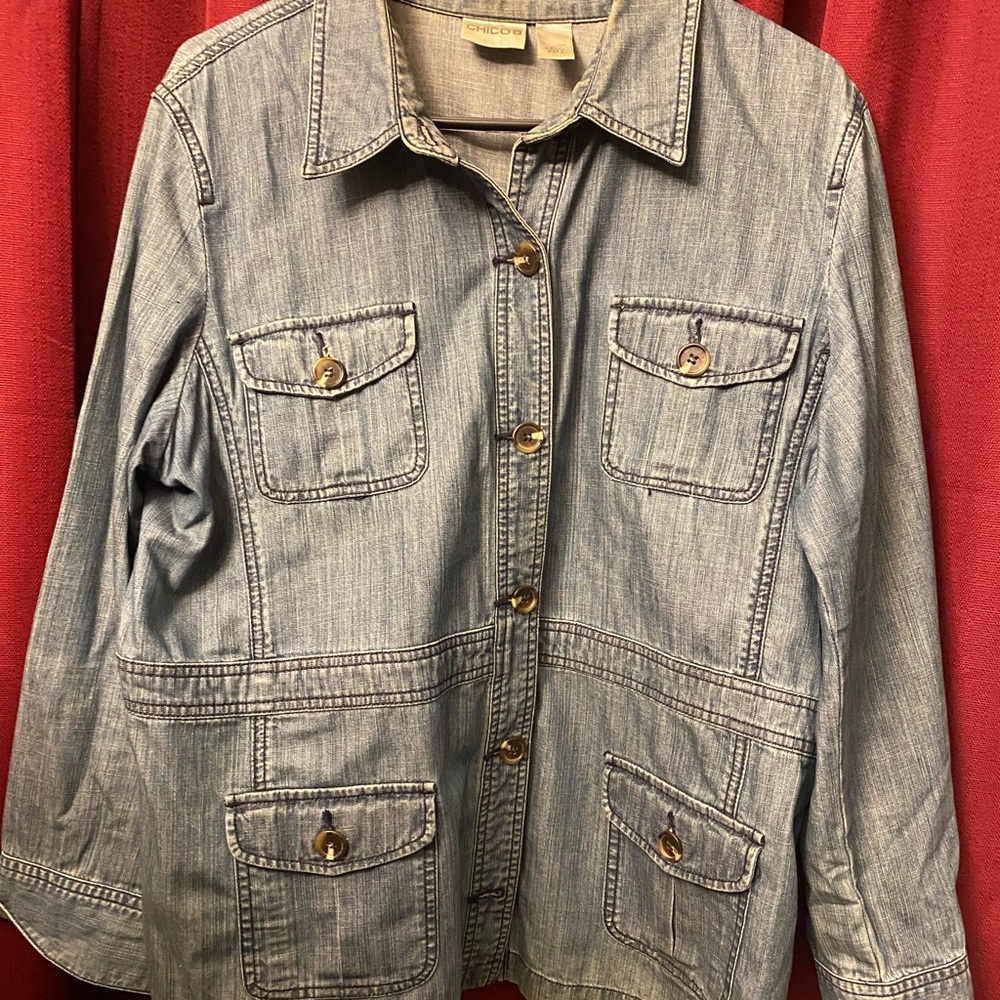 Chico’s-Womens Button‎ up, Size:3